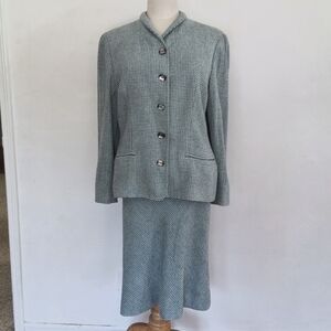 Beautiful fitted Carlisle Skirt Suit